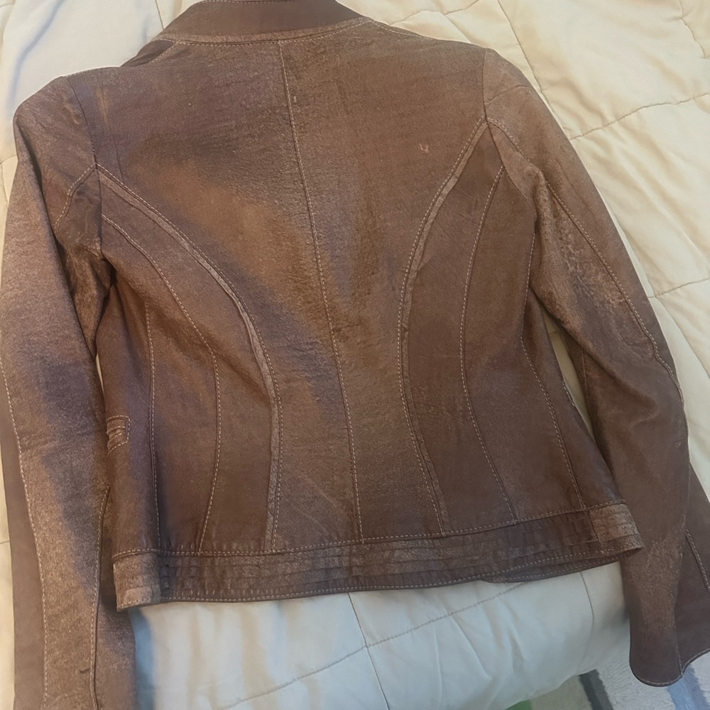 Danier Brown Leather Jacket With Patterned Lining - image 2